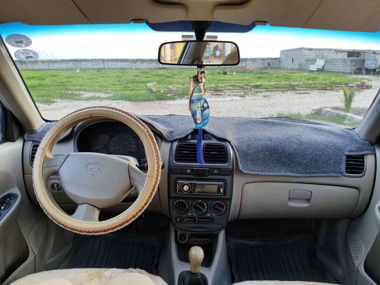 ڤيرنا 2009 گير عادي سيارة كلين شرط الفحص محرك گير كلة شرط سيارة جديدة ماشية 166 الف تبريد تدفئة كلة شغال سنوية 2028 هزة جديدة 2027 رقم أربيل دولي سيارة بدون صبغ بعدها على وضع الشركة للأستفسار الاتصال على الرقم: *********** كركوك, العراق
