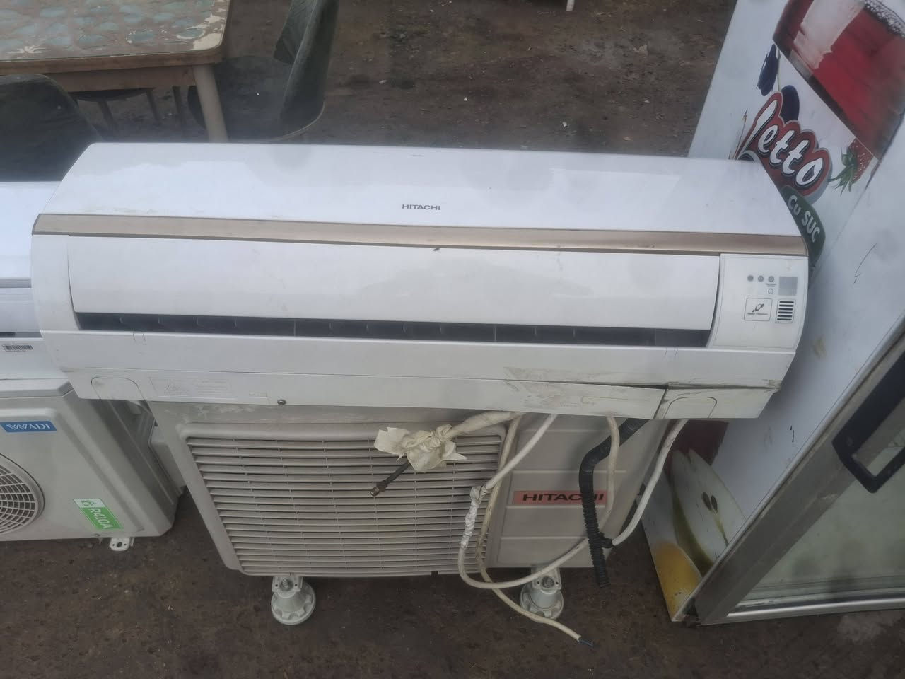 سبلت 2 طن واكس نضيف جدا سعره 450 سبلت طن ونص هيتاشي ياباني سعره 175
مكاني ابو غريب النصر و السلام واكو توصيل ع فحص بي واتساب ***********
