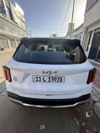 سورنتو فول واحد على واحد   موديل 2025  ماشيه ٥الاف او قابل للزياده  V6...