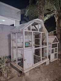 اقفاص كبير وصغير للبيع جدد فقط السيم تعبان شوي 07816096607