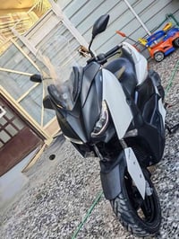 اكس ماكس • ٣٠٠ • اي بي اس