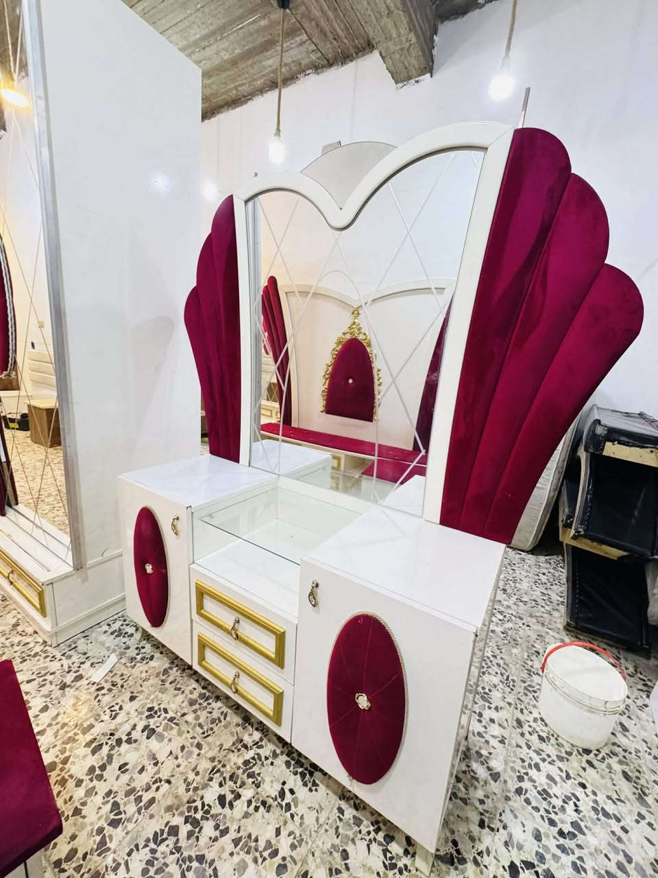 غرفه نوم تركيه 9 قطع نضافه فول نضام سلايد تخبل  سعره 650 الف


**إذا كنت صاحب هذا الإعلان وتريد حذفه لأي سبب، رجاءا أرسل رسالة إلى الدعم الفني**