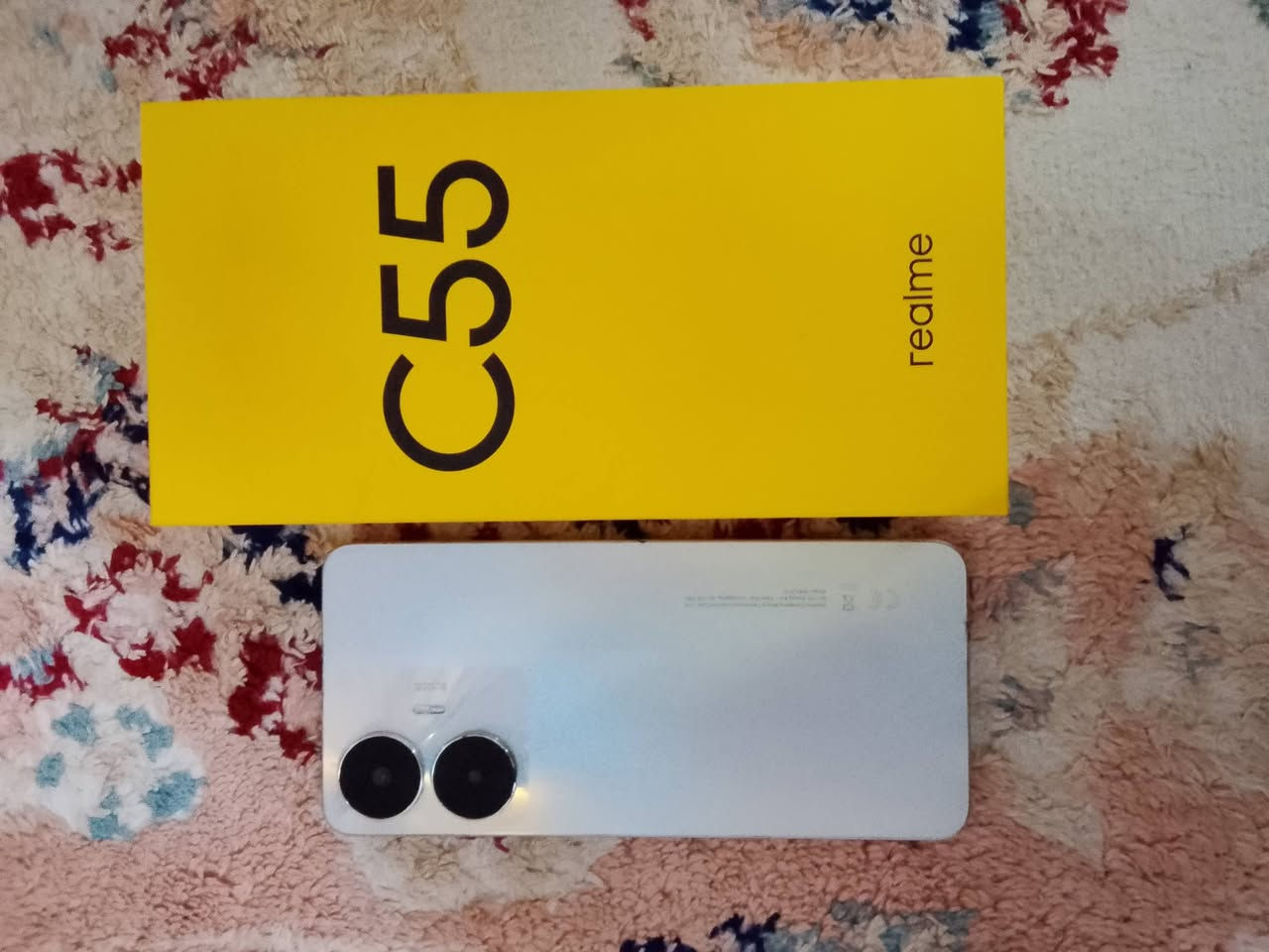 ريلمي c55ذاكره256جهاز نضيف بيع او مراوس بعقوبه ***********
