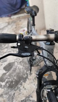 C700 حجم28 المنيوم 9نمر خلفية  3نمر امامية وكله شيمانو  السعر 170 العن...