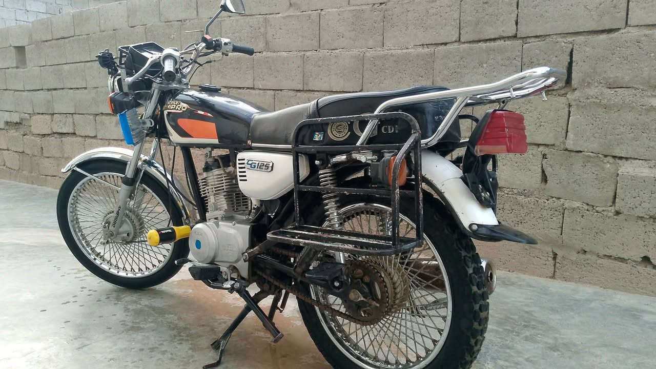 ماطور للبيع سعر 550 وبمجال
***********
