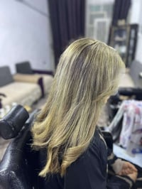 صالون عطر الزهور • حي المكرمه • قرب مكتب الرشيد