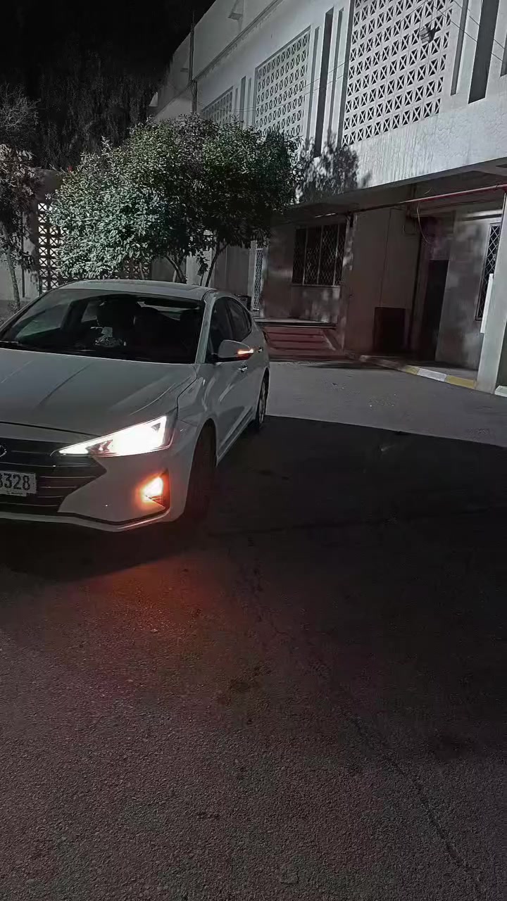 سلام عليكم
الانترا ٢٠٢٠ خليجية 
مكينه ١٦٠٠
ماشية ٥١الف
***********
