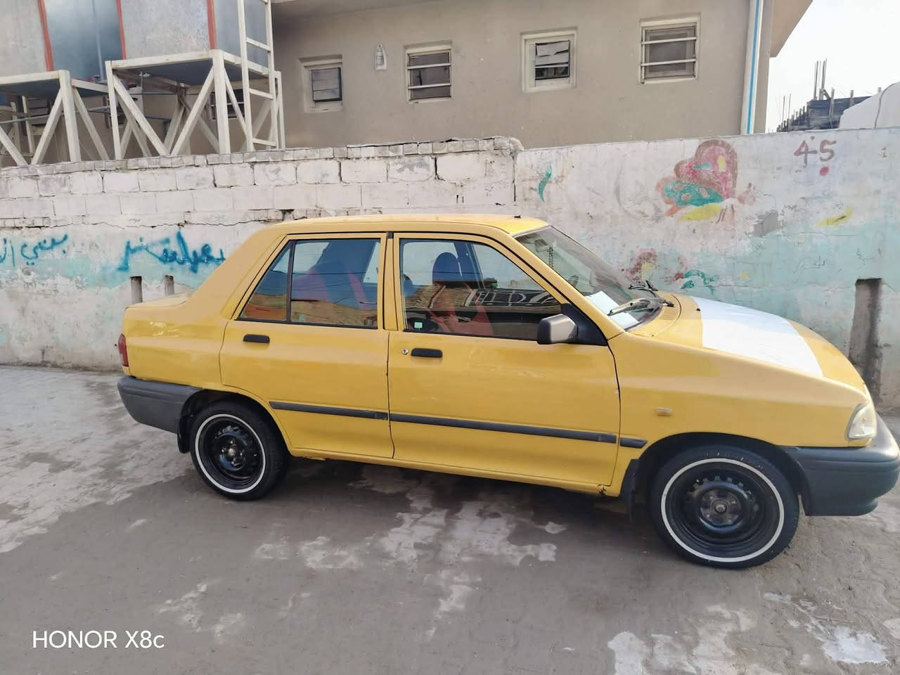 سلام عليكم سايبه موديل ١٥ تخم تاير جديد تبريد شغال مكينه خير من الله شواصي مكفوله بيه بس جاملغ خلفي سعر 38 وبيه مجال مكانه شعله رقم ***********
