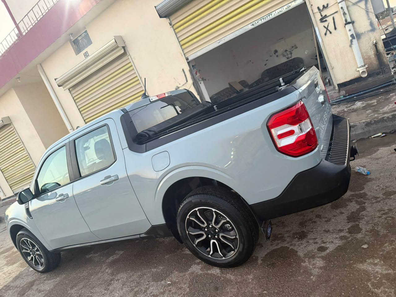 فورد مافرك لاريات فول   سمنتي 
فتحة 
داخل لونين 
2024

 4 سلندر هايبرد(2.5L)

🚨مرقم الانبار
ماشية   20 الف كيلو

المواصفات :
شاشة عدادات 10 انش
بصمة تشغيل
بصمة ابواب
تشغيل عن بعد (Remote Start)
كشنات جلد
كشنات تدفئة
ستيرن تدفئة
سستم سماعات بريميوم
رادار أمامي(تحديد مسار
رادار جانبي (نقاط عمياء)
رادار خلفي(تحذير من الاصطدام)
حساسات خلفية+ كاميرا
كير ماوس
اوتو هولد Auto hold
أوتو ستارت Auto start
أوتو ستوب Auto Stop
هاند بريك بصمة
شاشة كبيرة لمس 
‏Apple Car Play
‏Android Auto
تحكم وضعيات القيادة (Drive Modes)
مانع انزلاق+ABS
تحكمات استيرن
منافذ 

وبقية المواصفات المعروفة
ربع بنيد صبغ وجاملغ بي بارد فقط بدون ايرباك

‏🚨3FTTW8M38RRB45704

السعر : 207$ ✅

🚨المكان :الفلوجة 

للاتصال

*********** بغداد, العراق
