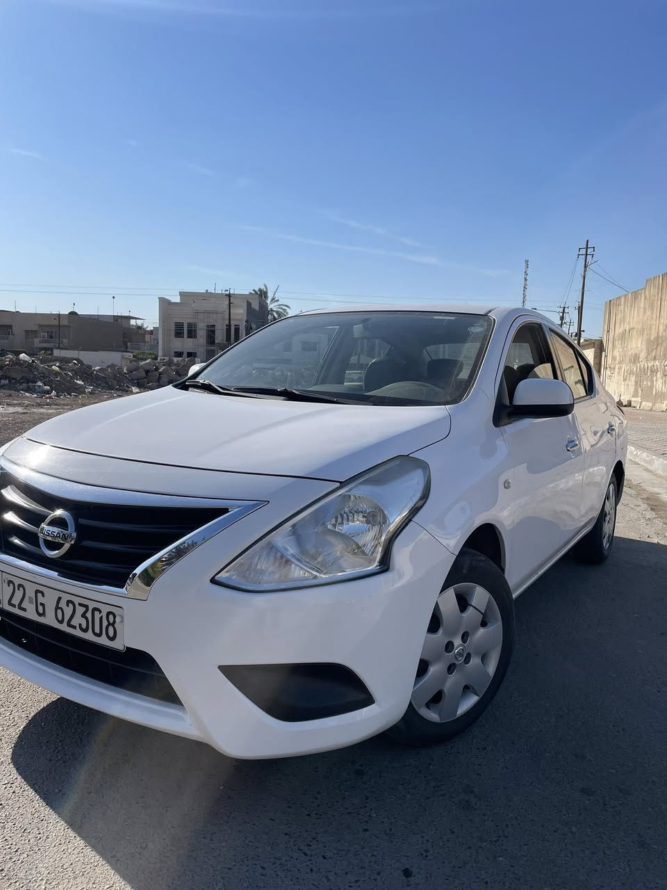 السلام عليكم شباب نيسان سني 2021 هندي ماشيه 118 رقم أربيل كفاله من الصبغ حتى الدعميات بيها بارد جوه قبق البانزين شبر وبيه كم حالوبه بل قماره ممبينه بس بل سونار كير محرك تبريد على وضع الشركه حساس خلفي واسبايدر اصلي السعر 112 مكانه بغداد حي الجامعه وأي استفسار حاضر ***********
