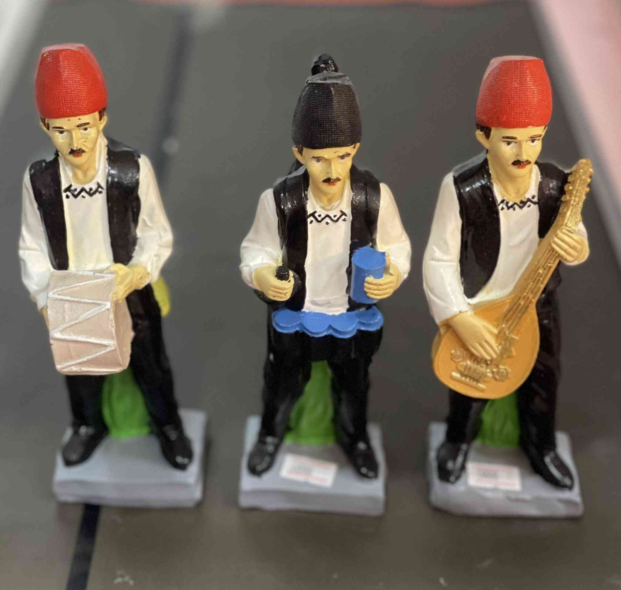 تشكيلة مميّزة من القطع الراقية
أناقة • جودة • ذوق عالٍ
كل ما يضيف لمسة جمال واختلاف 🌷

مراسلتنا على الخاص
📍 مسرة فن –

____

📍عنوان المحل بغداد شهداء السيديه قرب اسواق اوسي 

توجد خدمة توصيل 5000بغداد 6000محافظات
***********
متواجدين داخل المحل من الساعه 10 صباحاً الى الساعه 10 مساءً 🕰️

اتنورونا🤍

حساب على الإنستغرام (fn_masara)
