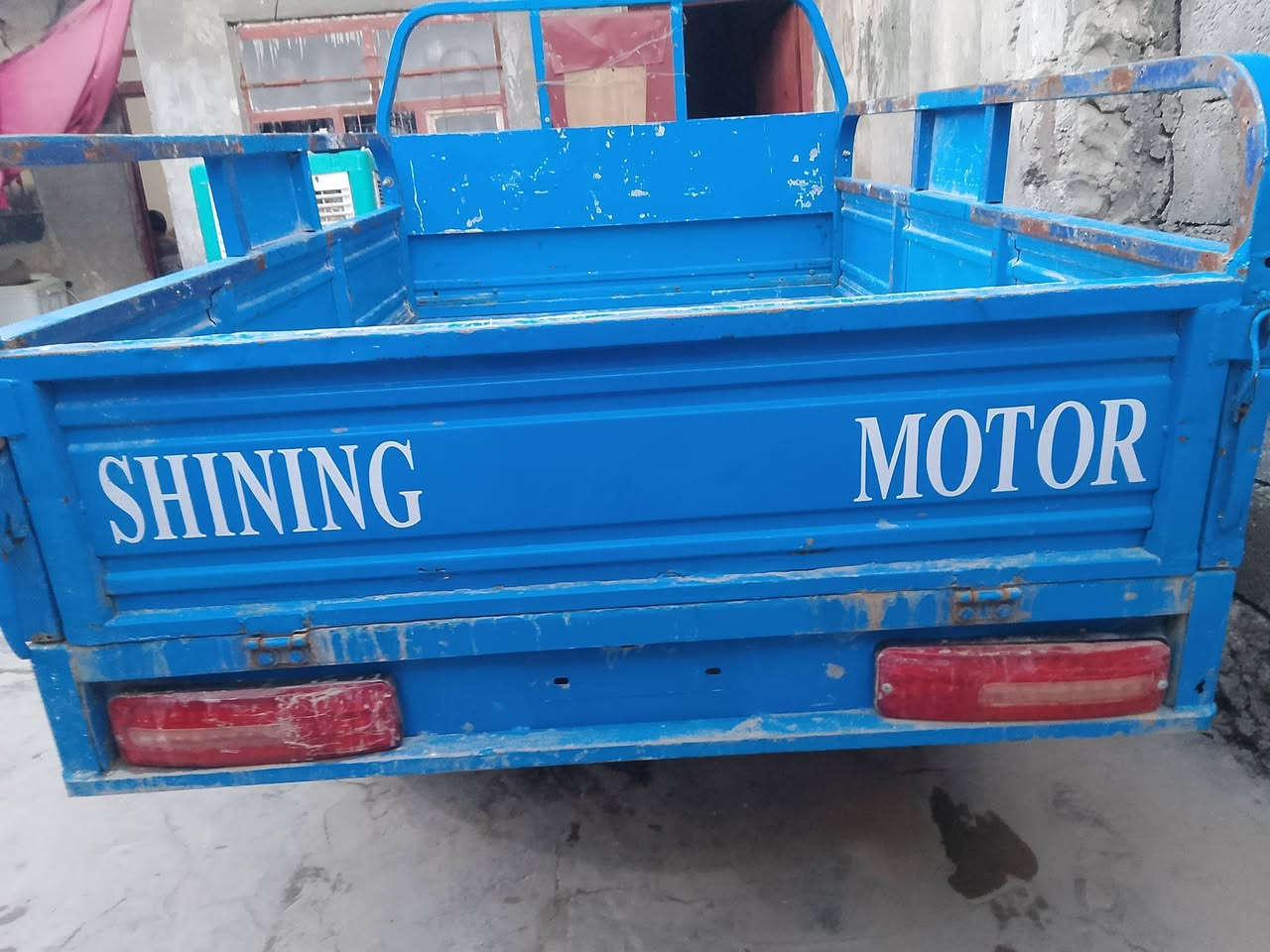 ستوتة للبيع موديل 16 محرك 25 صار شهر شديتة الاتصال على الرقم ***********
