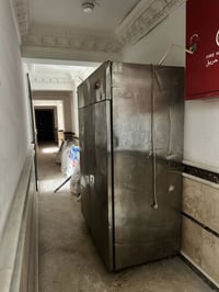 ثلاجة لحوم • للبيع