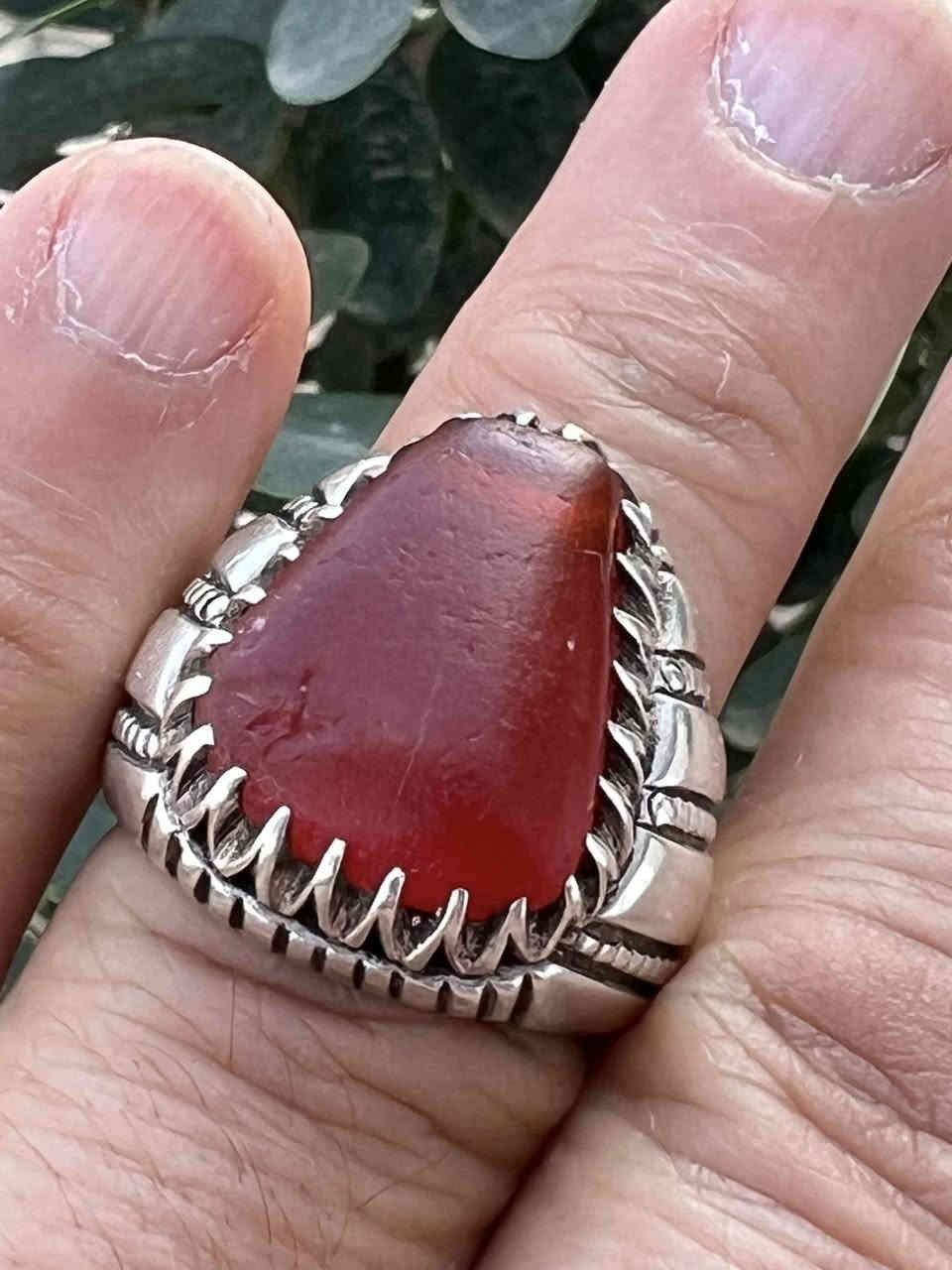 تحفه من العقيق اليمانيّ حلقومه دلوه عملاقة العنوان الكوت للاستفسار الاتصال على ***********
