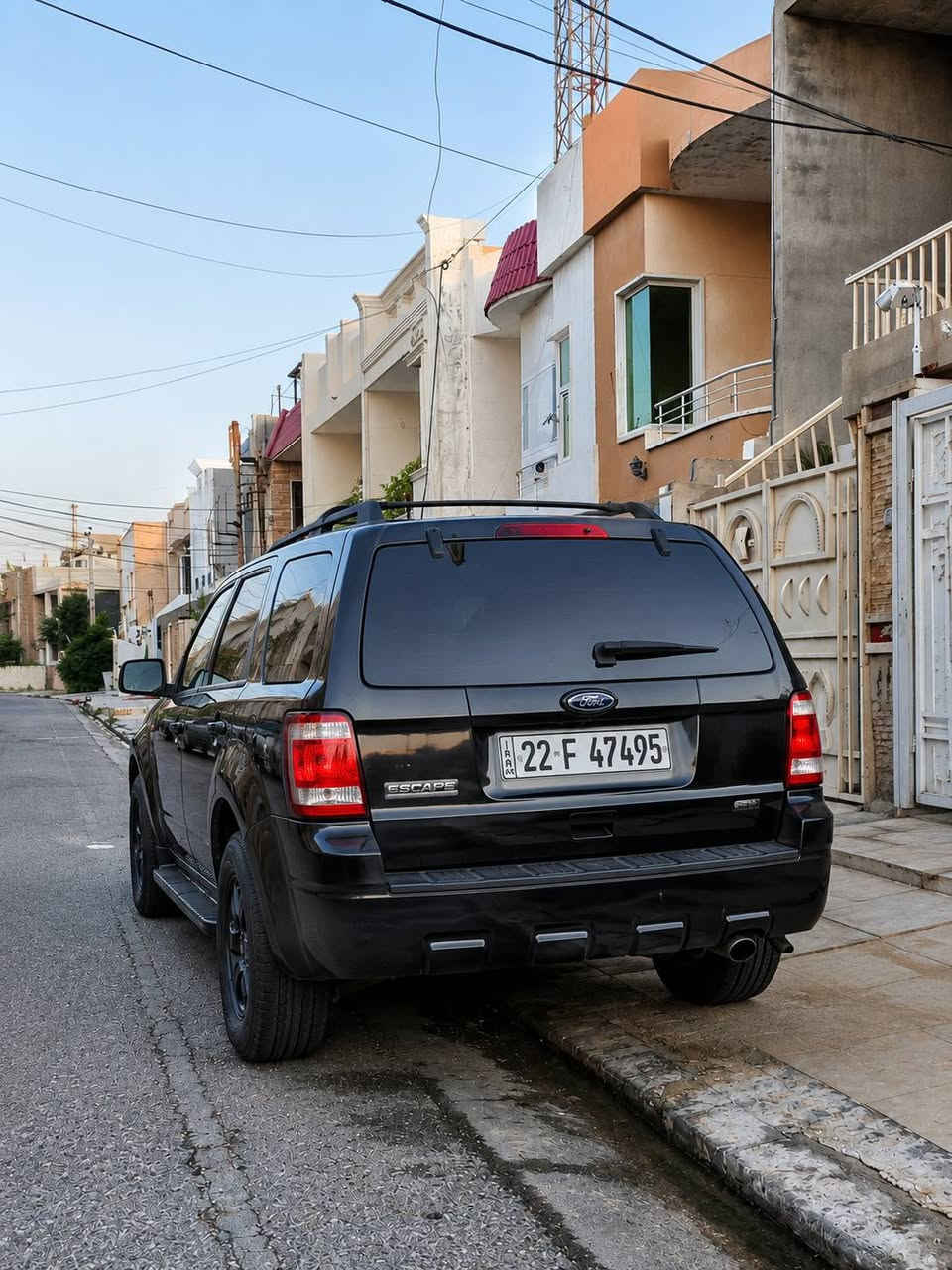 فۆرد اسکیپ 2008
مواصفات لمیتد 
شەش پستن 
کوشن جلد کارەبای هیتر 
سلایت 
دەبل ئەکسل 
جوارتایەی تازە 
بێ سبوخ بەی سەرهیلالی لای سەکن دواوە ساردەکوتە 
شەشەو کامیرە 
سعری 90
رەقەم تەلەفۆن 
***********
*********** أربيل, العراق
