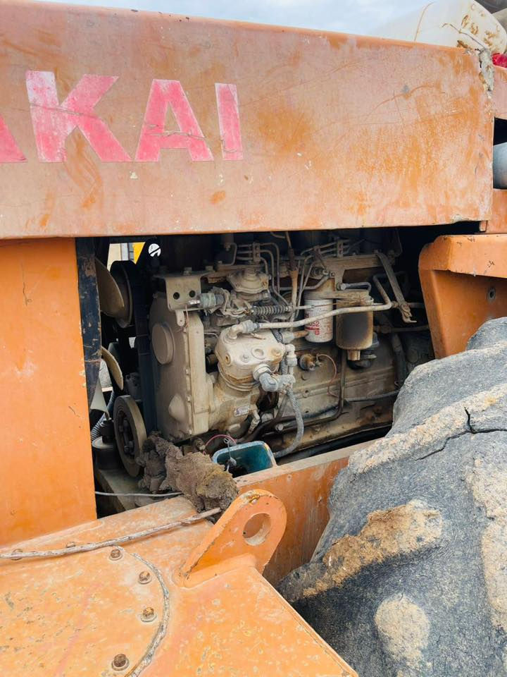 حادله للبيع مكينه كمنز 102 جاهز من كل النواحي مضخات هزاز مكاني ديالى بلدروز
***********
