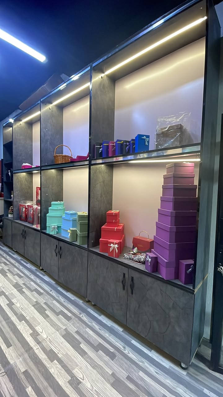 حبايب رفوف للبيع مكان البصره التواصل ع هذا رقم ***********
