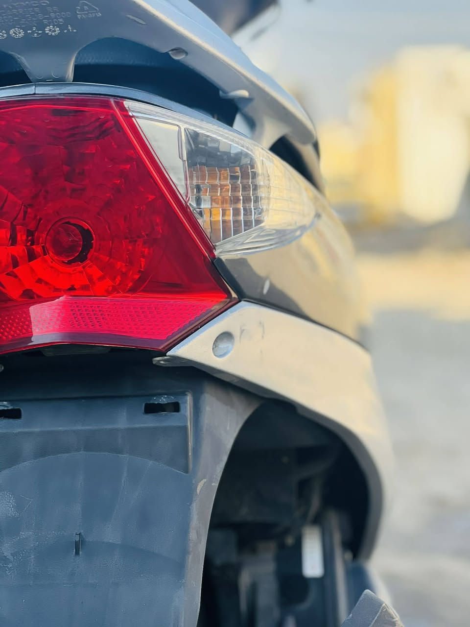 دراجه كامكو فحل للبيع دراجه شوفت عينك صار شهر طالعه من لباله ب ٨٥٠ وبيه مجال للشراي
***********
