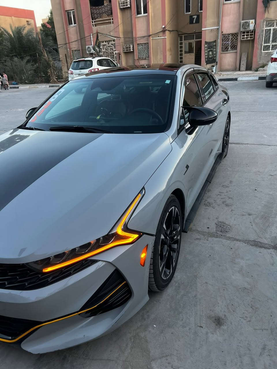 سلام عليكم
K5 GTLain

جيتي لاين مديل 2022 رقم نجف حره

 محرك 1600 تيربو 

؟ تشغيل عن بعد 

؟ تبريد ثلج+ مناخين منفصل السائق والصدر 

؟ اشاره ترحيب 

؟ بانوراما 

؟ سايد بريك بصمه

؟ لايت 3 عدسات بلادي زنون LED

? بصمه ابواب وجنطه 

؟ صندوك ذكي 

؟ لد امامي لد نهاري 

؟ لد خلفي 

؟ شحن لاسلكي 

؟ كشافات ضباب لد 

؟ استرين D 

? فول تحكم استيرين 

؟ كشنات حضن 

؟ رادار امامي 

؟ رادار جانبي 

؟ رادار خلفي 

؟ تحديد مسارات 

؟ توقف ذاتي امامي 

؟ توقف ذاتي خلفي 

؟ قياده شبه ذاتيه 

؟ كامره خلفي دواره 

؟ شاشه Gps كبيره لمس ونضام ابل كار بلي وكامره خلفيه دواره 2 وضعيات تصوير 

؟ فول تحكم استيرن+ كروز سرعه+ اوامر صوتيه + تثبيت المسار 

؟ نضام مود درايف (3) انظمه قياده اعتيادي.رياضي .ذكي 

؟ حساس شاطارات 

؟ نقطه عمياء 

؟ داخل احمر جلد مطرز علامه ( جيتي)

؟ وبعد بيهه مواصفات معروفه 

تحويل ثاني يوم السياره نجف بسمي

***********رقم صاحب السياره
