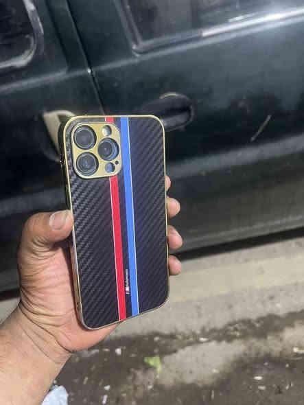 السلام عليكم للبيع آيفون 12برو ماكس
ضهر مكسور وشاصي ومبدل شاشة اصلية بسعر مناسب
***********
