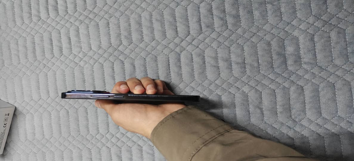موبایلی honor x8c بۆ فرۆشتن 256 گێگا رام8 خاوێنی 100/98 هەموو شتی بەشەرتە بەس کارتۆنی لەگەلە شەحنی لەگەل نیە نرخی 230 هەزار قفلە شوێن هەولێر گەیاندن هەیە


**إذا كنت صاحب هذا الإعلان وتريد حذفه لأي سبب، رجاءا أرسل رسالة إلى الدعم الفني**