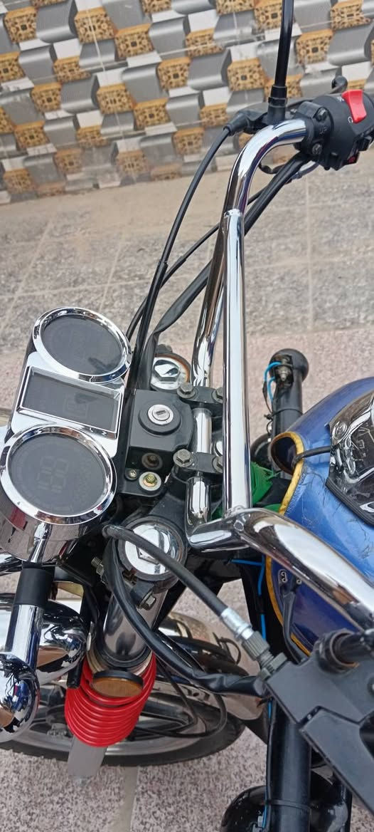 ستوته جمره ازرق بيها رقم و سنوية مبيها شي صايرلها ثلاثة أشهر من اشتريناها محتاجين افلوس انريد انبيعها التواصل عن طريق الرقم أو المراسلة ولاكن الاحسن أن تجي وشوفها المدينة, البصرة


**إذا كنت صاحب هذا الإعلان وتريد حذفه لأي سبب، رجاءا أرسل رسالة إلى الدعم الفني**