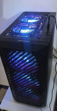 Pc للبيع  كرت  gtx 1060 6gb 3Fan  معالج Ryzen 5 3500  رام 16  2*8 3200...