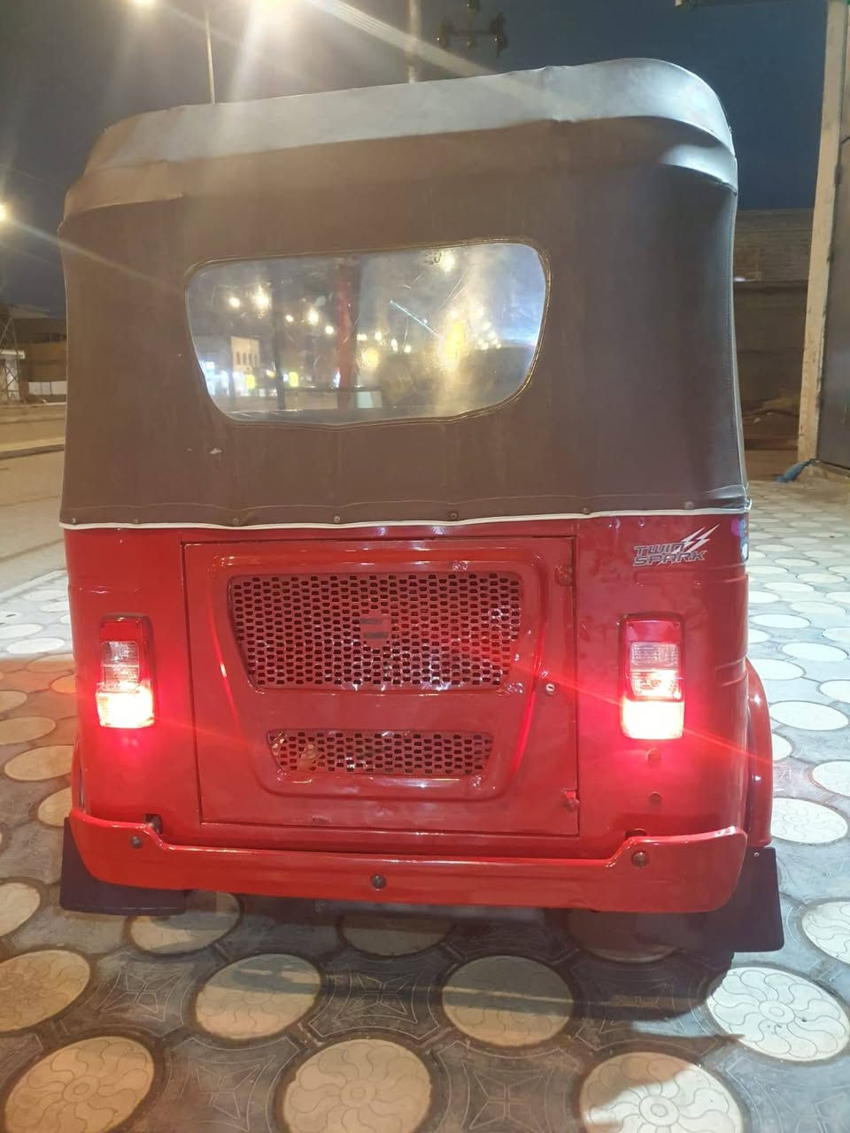 تكتك 22شهر 7كفاله عامه سنويه سعر 9800 وبيه مجال للشراي بخدمته ***********
