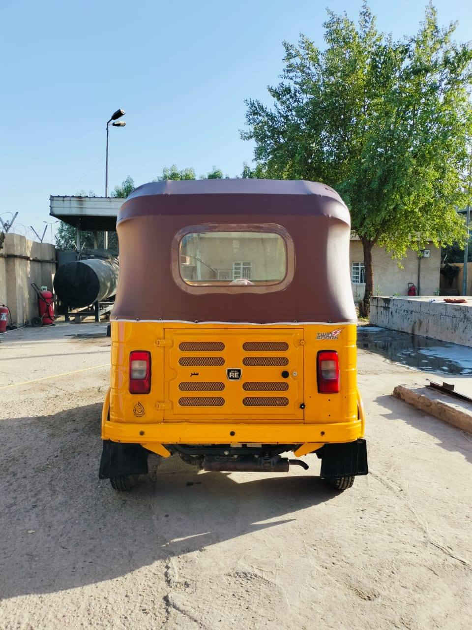 سلام عليكم تكتك موديل 2019 شهر ال12 نازله بل 20 مرقم كامل مكينه كير اكسل مكفوله لاتنقيص ولا تبخير
كشر كفاله من لصبغ ولا حار ولا بارد كشر نضيف كلشش  كشنات على وضع لبلاد تايرات جدد التكتك مامعمره نهائيه على وضع الشركه
المكان بغداد البياع تقاطع درويش 
رقم الهاتف ***********
السعر 6200........ تكتك نضيفه الله شاهد
