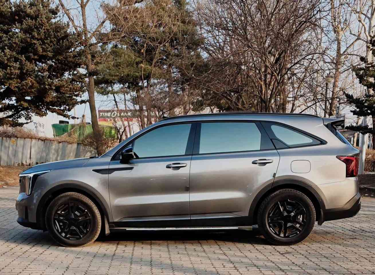 كيا سورينتو - 2026
فوري  جاهزة على الاستلام - وارد كوريا

1600 - Turbo
4000Km

عربية كاملة Full option ✨

✅فتحة سقف 
✅كراسي كهربا 
✅شنطة كهربا
✅كاميرا 360
✅Memory seat
✅Head-up Display


**إذا كنت صاحب هذا الإعلان وتريد حذفه لأي سبب، رجاءا أرسل رسالة إلى الدعم الفني**