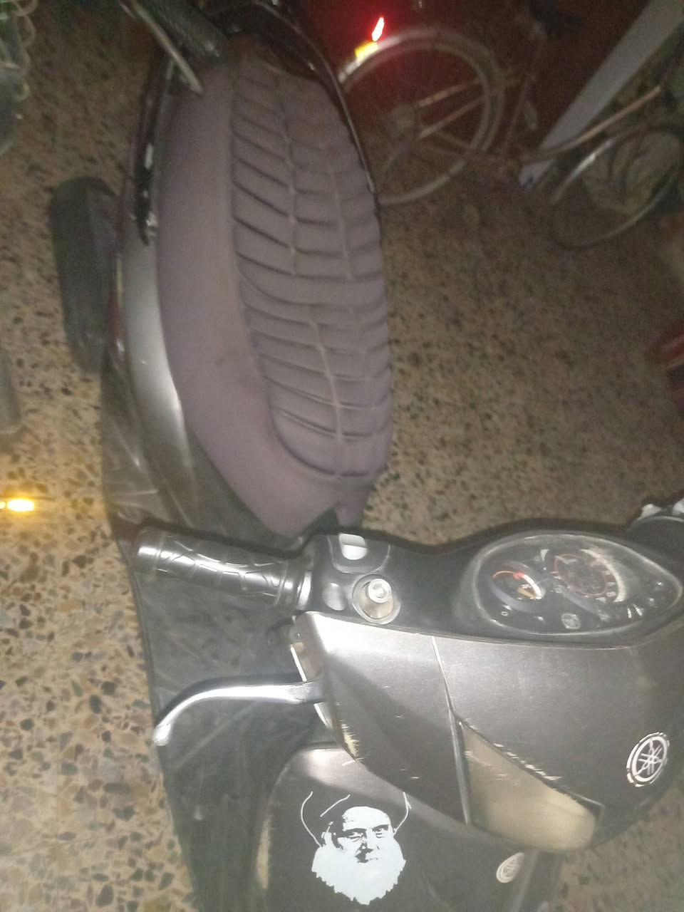 جيتي ار ثعلب للبيع الدراجه شلعه ومعدل خير من الله 
كفرات بلاد 
كهربائيات كلها شغاله 

بريكات امامي خلفي 

مكان بغداد الجديده 
السعر ٦٨٠ وبيهة مجال 
بس شغله وحده بس الطوافه مال بانزين مال عداد واكفه


**إذا كنت صاحب هذا الإعلان وتريد حذفه لأي سبب، رجاءا أرسل رسالة إلى الدعم الفني**