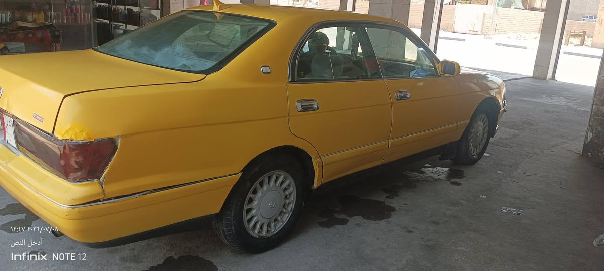 السلام عليكم بطة للبيع موديل 2000 رقم بصرة سنوية ساقطة بال21 راعيه موجود تحويل ثاني يوم سيارة مكفولة من الگص و نقل جثة و كافة الاصوليات مكينة و گير بالكارتون تبريد نقص بوريات فقط كمبريسر جديد  تخم تاير جديد حدادية خير من الله دشبول و بطاين خير من الله كهربائيات كله شغالة بانزين كيلو متر حماوه شغال سيارة خير من الله مال شغل السعر 26 و بيه مجال للاستفسار اتصل على الرقم *********** مكان السيارة بصرة قضاء الصادق بني منصور
