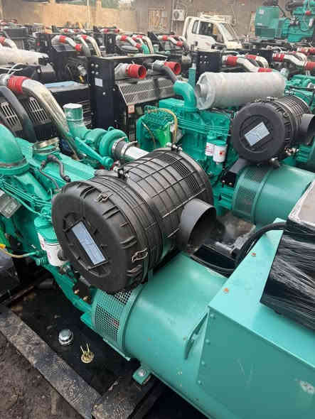 سلام عليكم مولد البيع كمنز 24ولف 250 كيفي وعندي كمنز 102 كيفي 150 زيرو بروتكشن  العنوان بغداد رقم الهاتف ***********///***********
