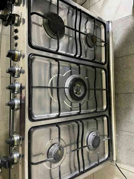 سلام عليكم مرخصت الادمن أغراض للبيع مكان لبياع شرطه الخامسه اي استفسار خاص غراض كلهن نظيفات شري خاص او اتصال عل رقم ***********
