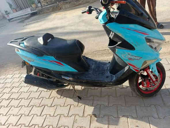 السلام عليكم
دراجه جوست نضافه فول كهربائيات شغاله مابيه اي نقص

الموديل 2024 جبلي
السعر 550 الشراي يتصل او وات ساب
مكلف بلنشر

*********** ديوانية
