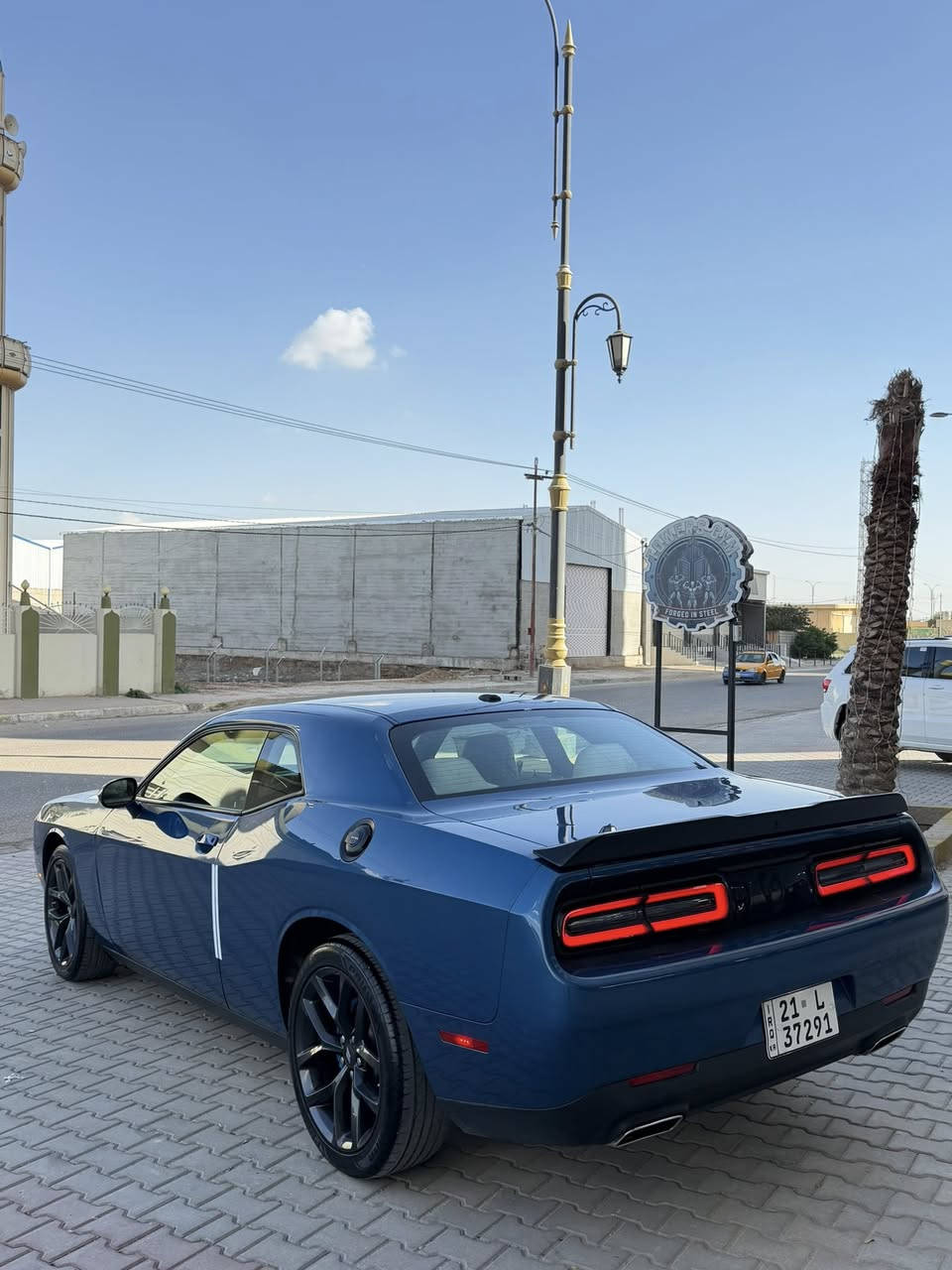 سلام و عليكم أول شي بلعافية الي ياخذة 💙
الي يدور شي مميز من الون من نظافة ماشية قليل حادث حلو جالنجر موديل 2023 لاست كول مرقم جاهز لون مميز ماشية 18 الف فقط من دعامية امامية لدعامية خلفية على وضع شركة برغي مملعوب بي 
مواصفات SXT اعتيادي معروف شاشه وسط 
كامرة خلفية سماعة الباين كشن كهربا 
سيارة حادثها جاملغ و شوية بنيد و بنيد مبدل GT  دواخل بيها كلش بسيط و جاملغ ثاني صبغ يعني ثلاث قطع 
گير محرك صدر اكسل كهرباي كلة مكفول ابيع كلشي بشرط فحس رقم سنوية كلة جديد بسمنه تحويل وكالة شرط مكاني كركوك ***********
سعرها 178 بيها مجال كلش قليل ماكو بهيج سعر 💙💙
