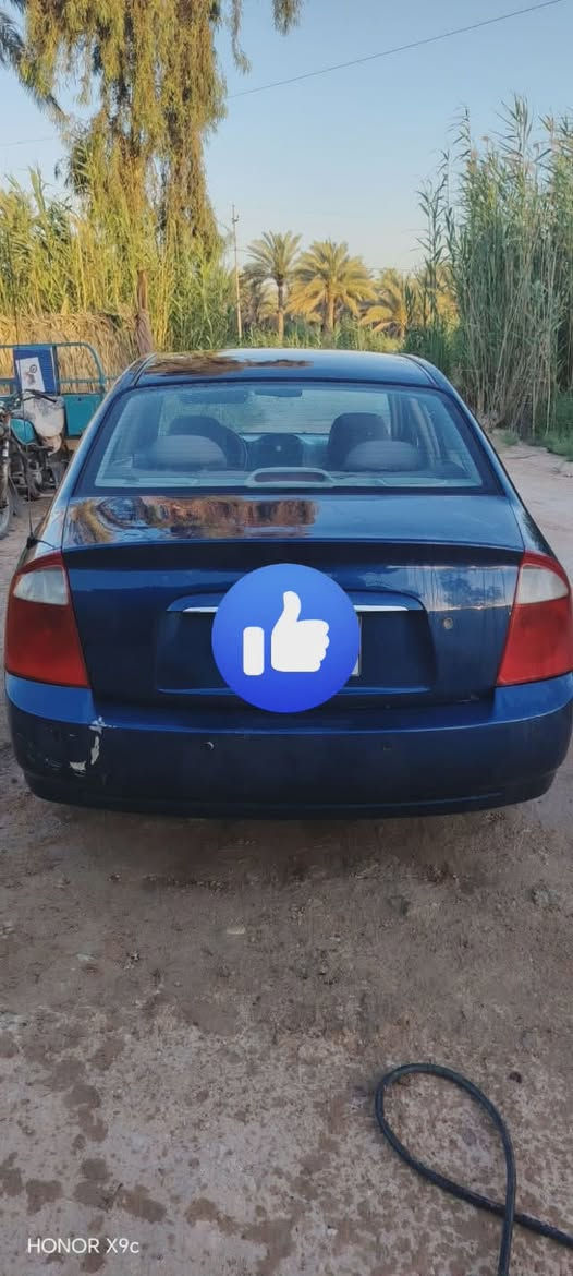 عندي سبكترا موديل ٢٠٠٥ رقم بغداد بسمي السياره جاهزه من مكينه وكير وتبريد وتتفئه وحداديه وتخم تاير جديد دوشمه ارضيه جلد دوشمه وكشنات جديده السياره مصبوغه عام السعر ٧٠ وبيه مجال مكاني كربلاء الحسينيه رقم ***********
