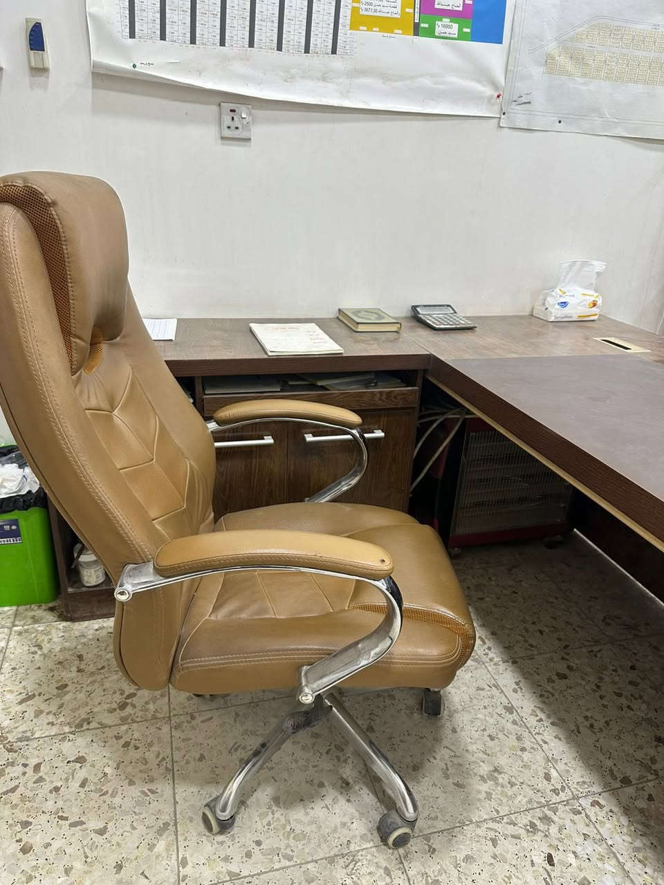 ميز وكرسي مكتب للبيع نضيفات كلش مابيهن اي ضرر سعرهن ٥٥٠ مكان الدور مدخل البوعيثه


**إذا كنت صاحب هذا الإعلان وتريد حذفه لأي سبب، رجاءا أرسل رسالة إلى الدعم الفني**