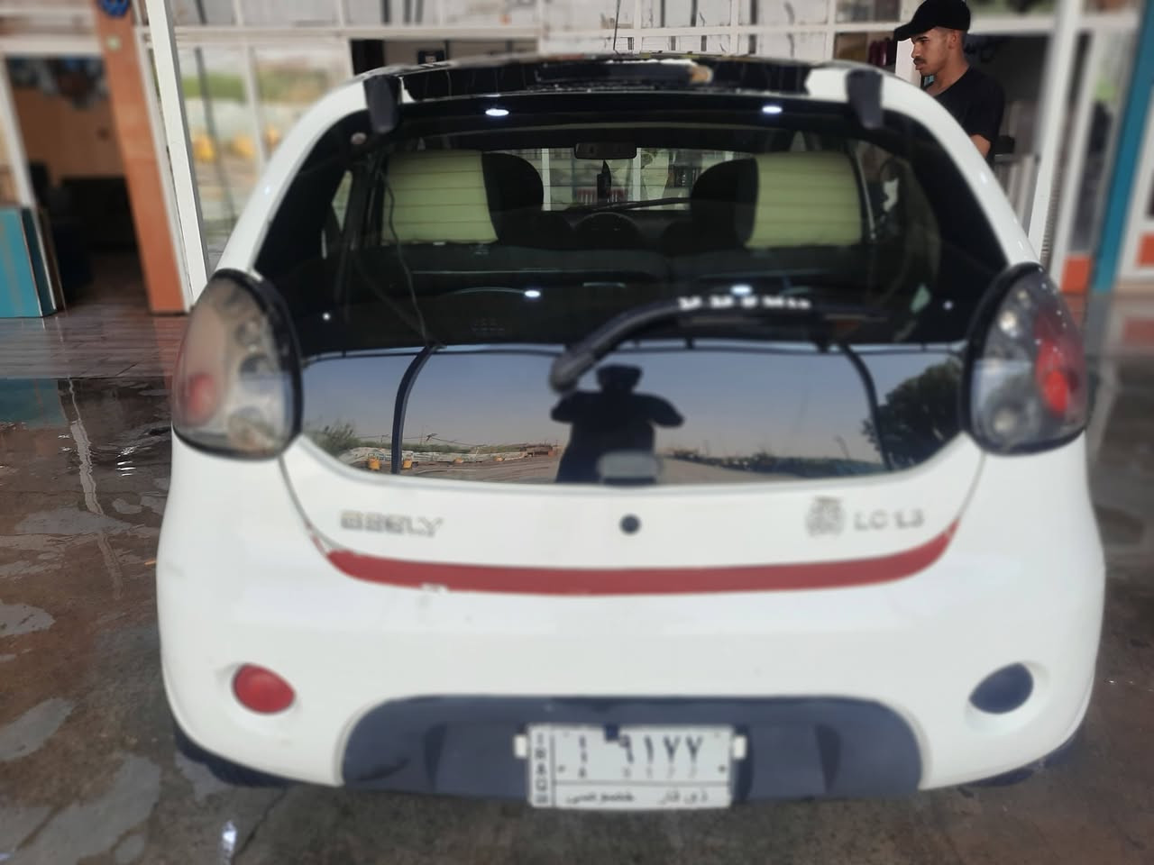 سلام عليكم سياره بانده مديل2013السياره كدامكم نضيفه ومابيه نقص بس الكشر شويه تعبان تجي وتشوف بعينك رقمه ناصريه مميز بسمي السياره ثاني يوم التحويل السعر36 وبيه مجال مكاني كوت مركز الكوت ***********
