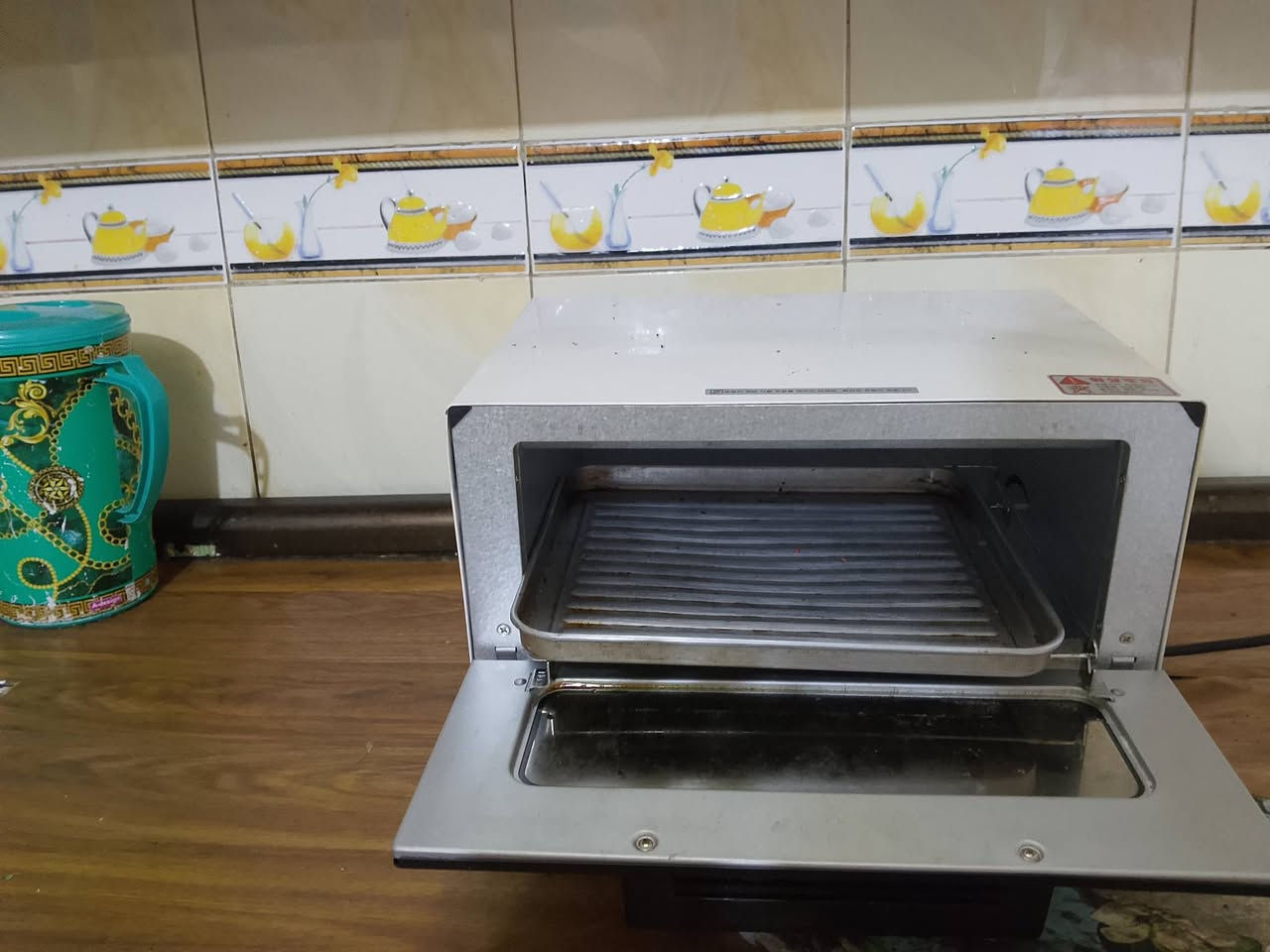 غراض منزليه للبيع كلمن وسعره المكان ابو رمانه رقم الهاتف ***********
