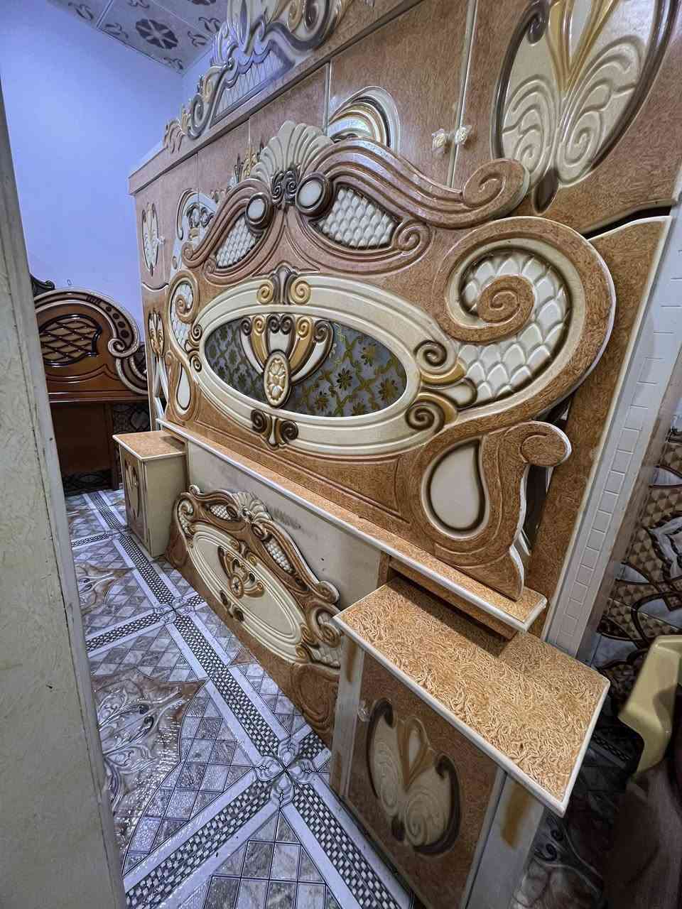 غرفه اخشاب ام السته طابقين جديده باكيت سعر 750 عنوان سوك الشيوخ حي العسكري رقم ***********@إشارة
