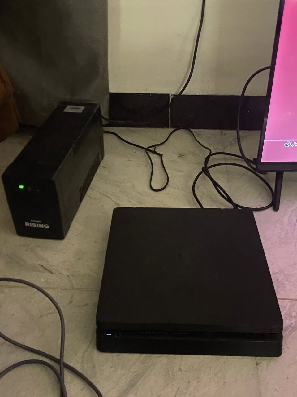 سلام عليكم شباب بلي فور سلم ستيكر نضيف  ذاكره 500 نضام 9.00 نضام ذهبي. تهكيره داخل البلي  بي8 العاب وبعد بي ذاكره  هو واليو بي اس ب300 وبي مجال مكاني بغداد مدينة الصدر.


**إذا كنت صاحب هذا الإعلان وتريد حذفه لأي سبب، رجاءا أرسل رسالة إلى الدعم الفني**