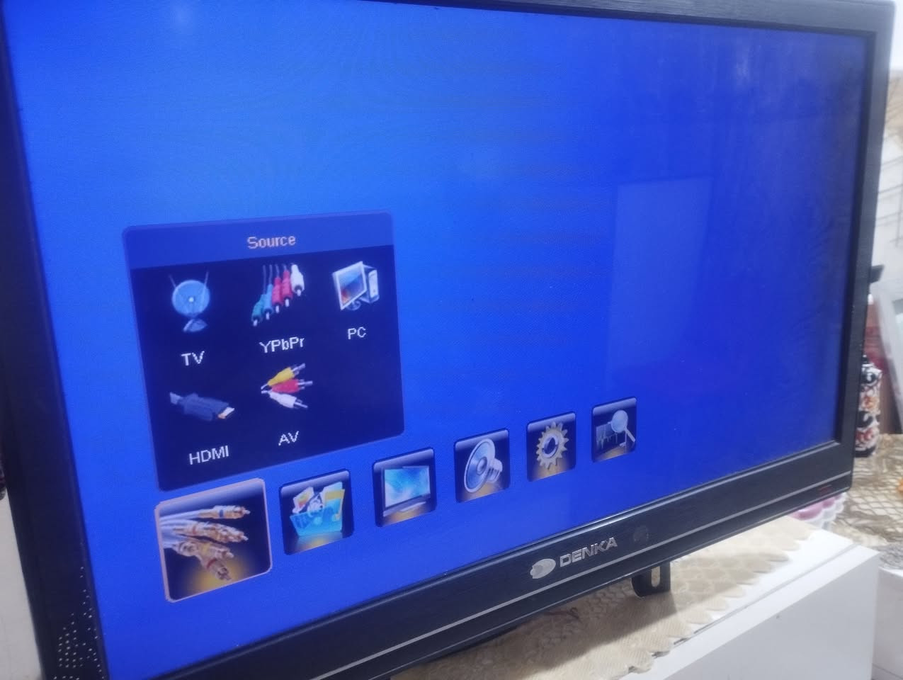 شاشاه نوع دنكا حجم 26رايدهه ب50


**إذا كنت صاحب هذا الإعلان وتريد حذفه لأي سبب، رجاءا أرسل رسالة إلى الدعم الفني**