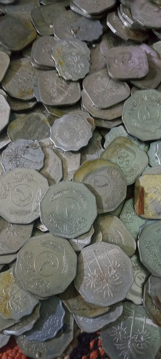 سلام عليكم عدي هذا لقديمه للبيع
اطي سعرك والعافيه عليك 
خابرني أو تراسلني وتددلل 
***********
