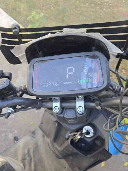 اباتشي شحن ٦ بطاريات مسطرة ملف ٣٠٠٠ مصارلها كم يوم 
ماشية 375 كيلو جديدة الله شاهد سعرها 1200
للاتصال ***********
