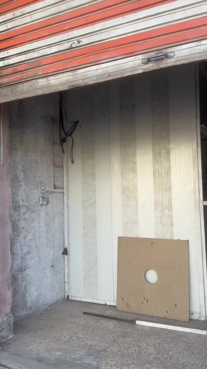 مخزن كبير للايجار العنوان شارع 71 اسفل كوفي كلكامش للاستفسار ***********
