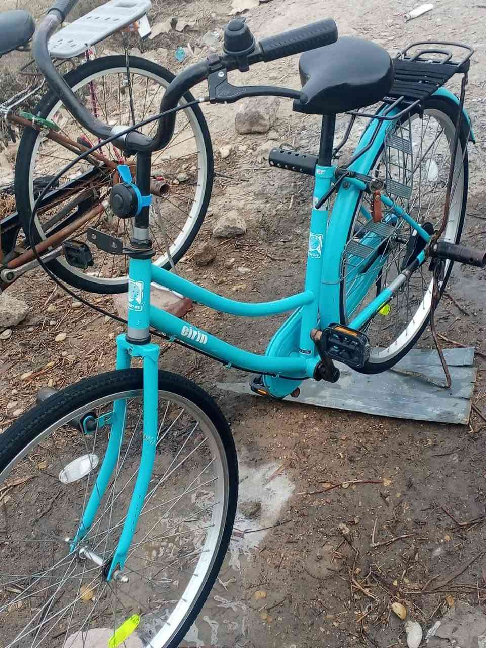 باسكل للبيع ماعوزه شي غراضع كامله
السعر 100 وبيه مجال


**إذا كنت صاحب هذا الإعلان وتريد حذفه لأي سبب، رجاءا أرسل رسالة إلى الدعم الفني**