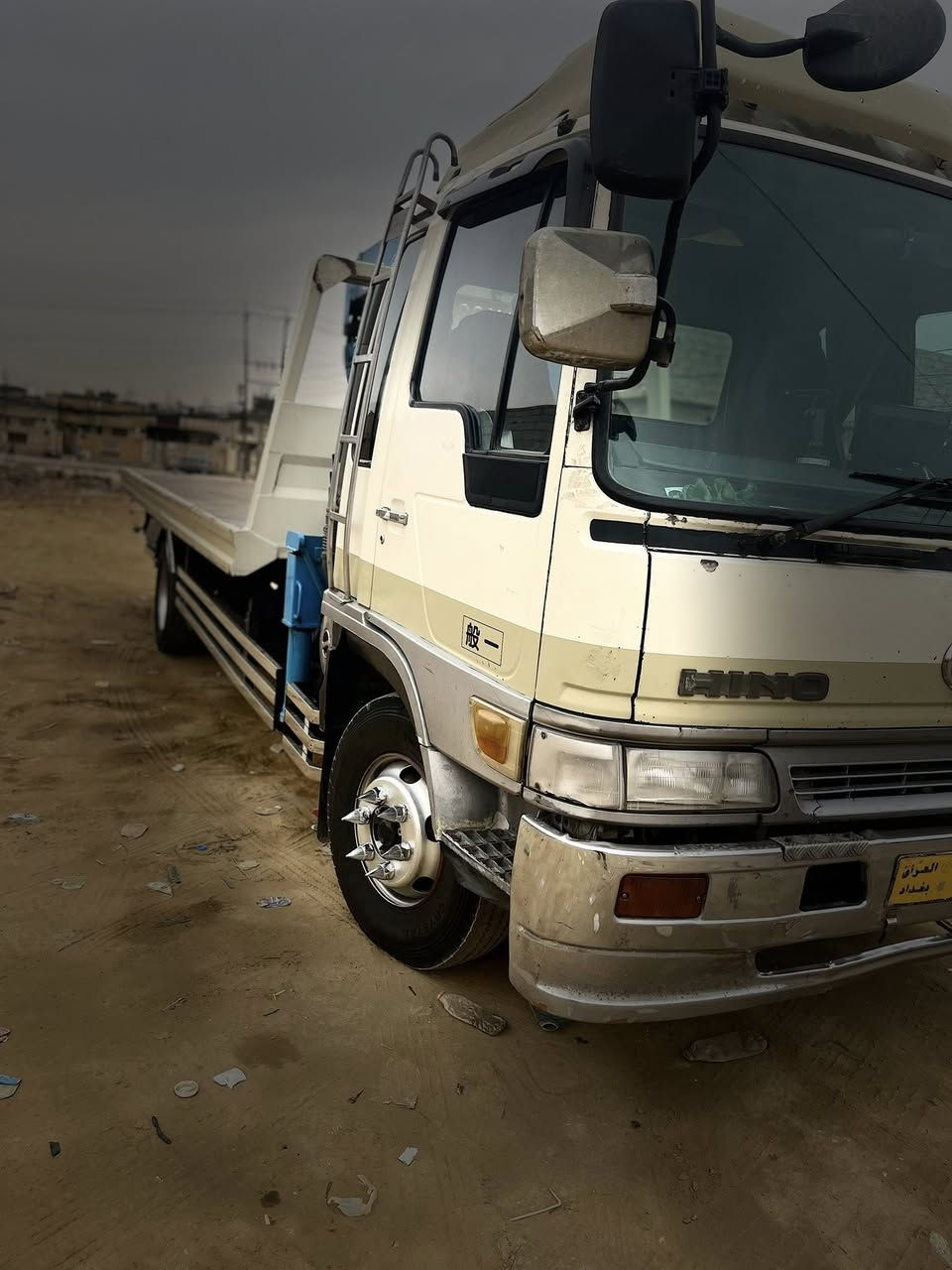 السلام عليكم هينوانكرللبيع موديل ٢٠٠٣معلايه قرار٤٨محرك ٨٠السياره شاصي مكفول بدي نزال السياره جاهزه للعمل مكان كربلاء رقم ***********
