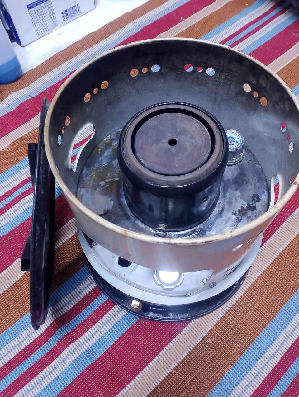 فحم 10 الاف قفل اقل مايرهم كاملة بس بيها نقص المشط مال تعليها وتنصيها ضايع موجود بكل مكان وسعرة رخيص مايتجاوز4000 دينار 
مكاني حي الرفاعي


**إذا كنت صاحب هذا الإعلان وتريد حذفه لأي سبب، رجاءا أرسل رسالة إلى الدعم الفني**