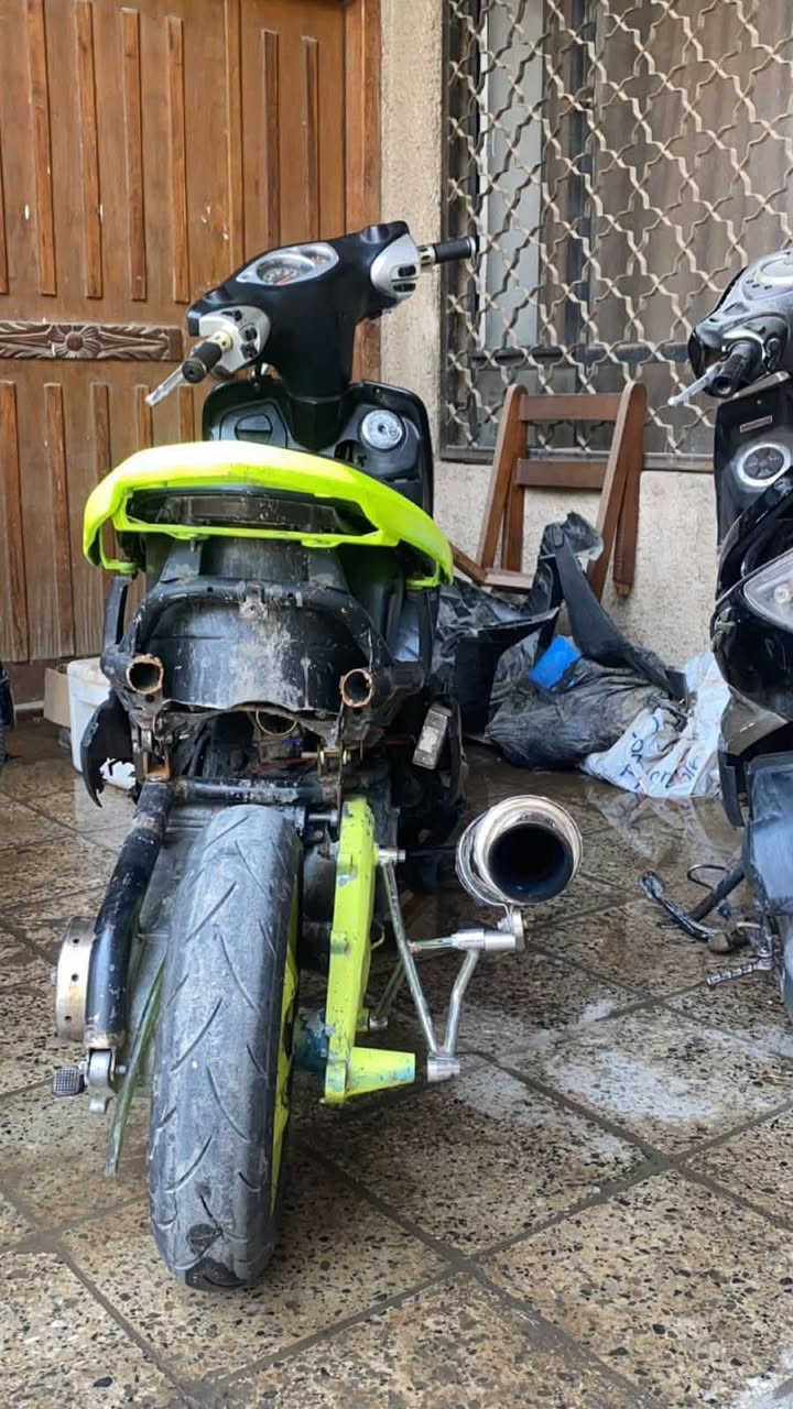 السلا عليكم 
دراجة سكنس نثية للبيع 
الدراجة مزوعة تزويد 
وصار فترة تاركهاة 
السعر 300 وبيها مجال 

***********غير متواجد فيس
